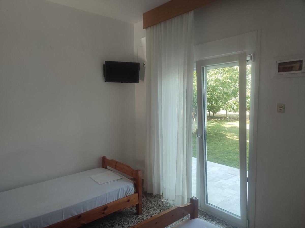 Michalos Apartments Паралия-Скотинас Экстерьер фото