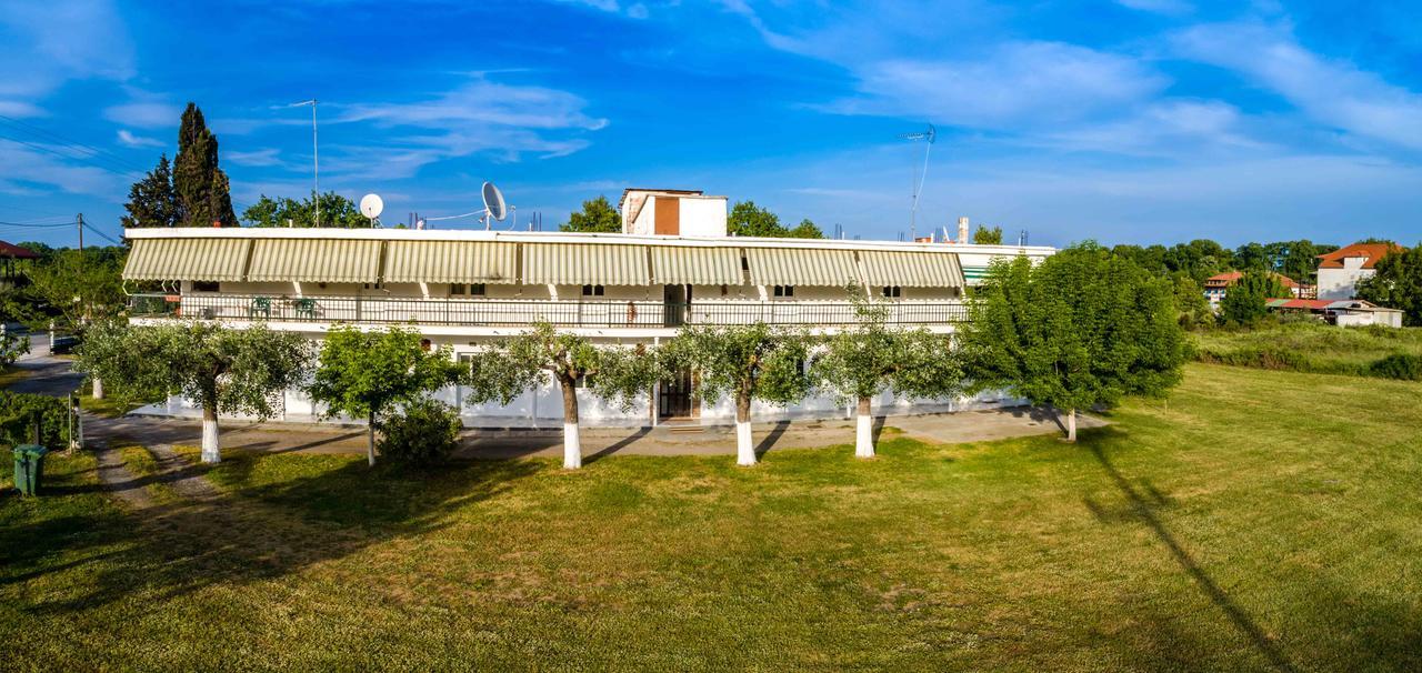 Michalos Apartments Паралия-Скотинас Экстерьер фото